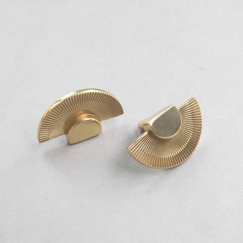 JAYA Luxury Golden Brass Cabinet Handles and Knobs Fan-Shaped Drawer Pulls for Cupboard Wardrobe Furniture