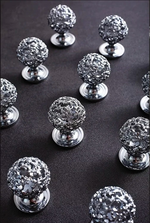 JAYA French Vintage Brass Filigree Cabinet Knobs Gold Openwork Spherical Drawer Pulls for Wardrobe Dresser Cupboard Furniture
