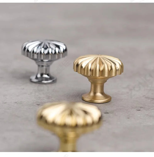 JAYA Kitchen Pulls Furniture Hardware Supplier Bright Gold Cabinet Handles Industrial Zinc Alloy Modern Furniture Handle & Knob