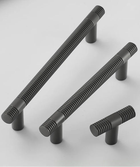 JAYA Ribbed Gold Brass Finish Cabinet Pull Handles and T Knobs Matte Black Kitchen Drawer Furniture Hardware