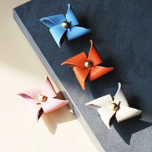 JAYA Children's Room Bedroom Cloakroom Pull Light Luxury Lovely Windmill Leather Door Handle Drawer Pulls Knob