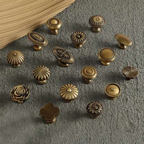 JAYA High Quality Retro Copper Handle Knobs Cabinet Wardrobe Door Light Luxury New Single-Hole Hardware Furniture Door Handle