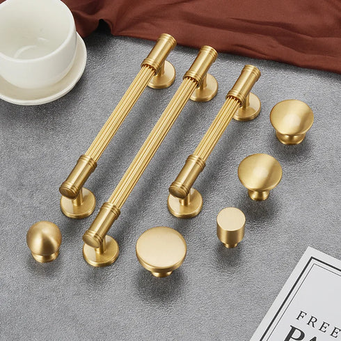 JAYA Modern Style Luxury Golden Brass Classic Brass Copper Hardware Furniture Drawer Cupboard Pull Knobs Kitchen Cabinet Handle